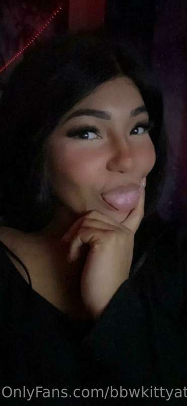 Have a new trick I’d like to try with my tongue tonight.👅😜
