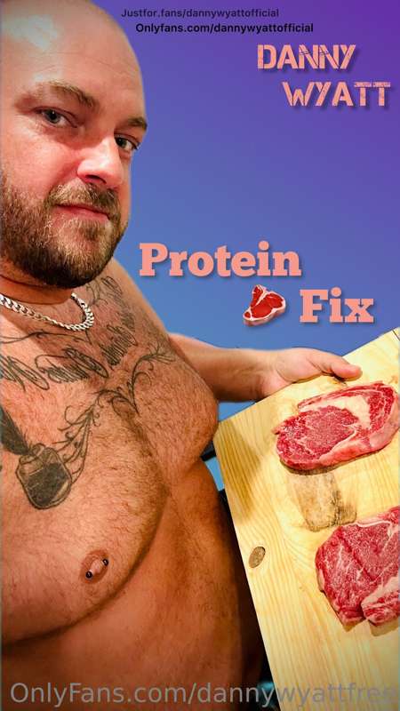 Time for my daily protein fix 😈🥩