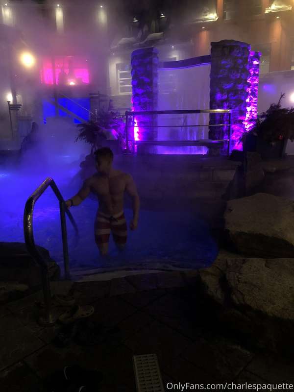 About to do it in the spa 🤫
