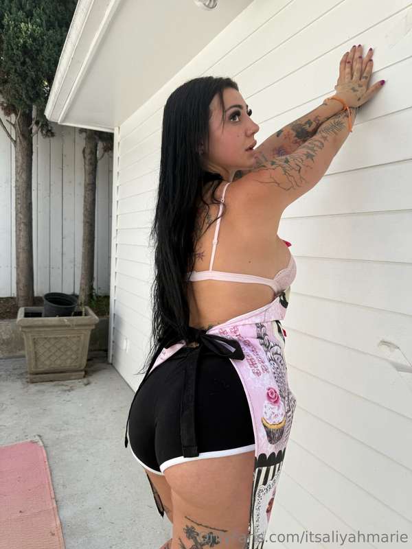 caught being cute (again)... dm me 💕