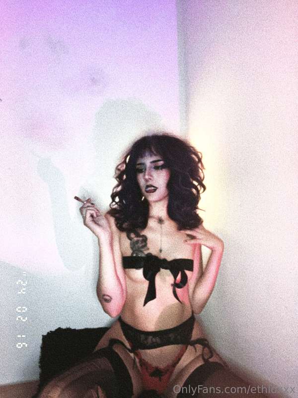 Wanna smoke with me? 🚬