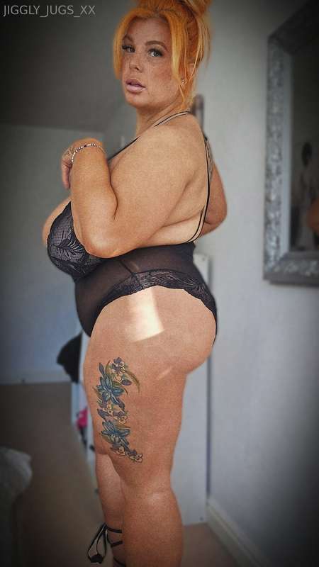 jiggly_jugs_xx