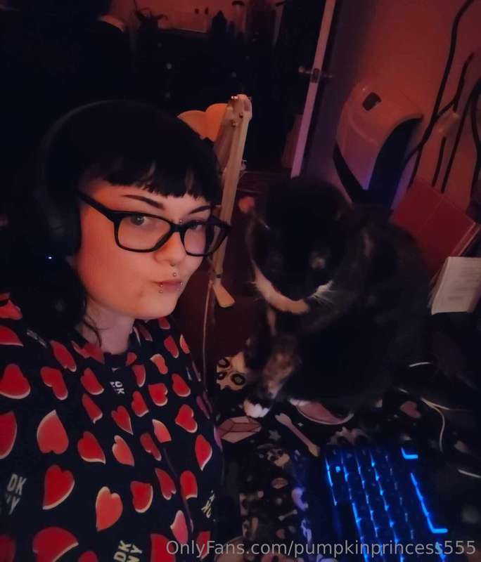 Chilling with my kitty 