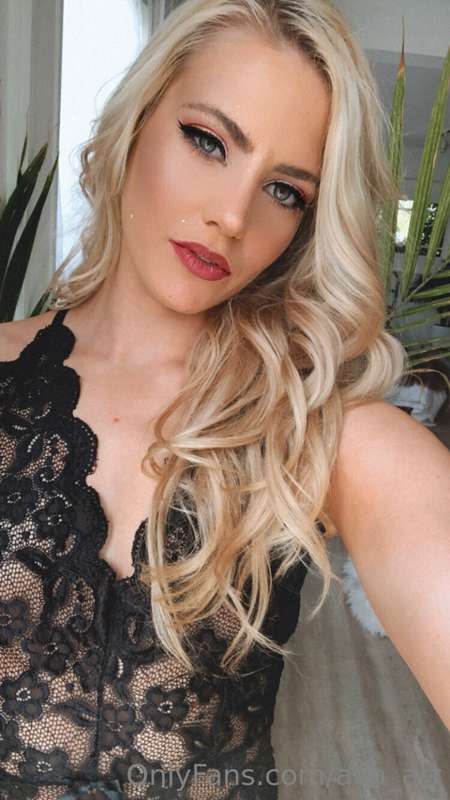 Doing a LIVE for just my VIP fans either tonight or tomorrow..