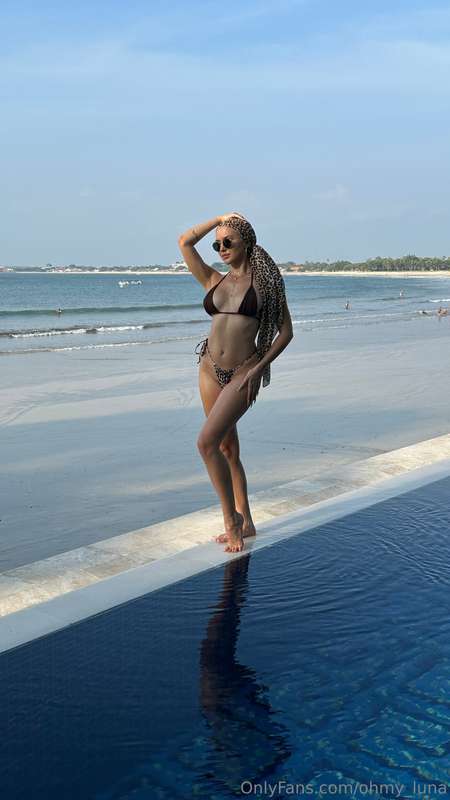 I went to the beach with a bikini. But by the third minute, ..