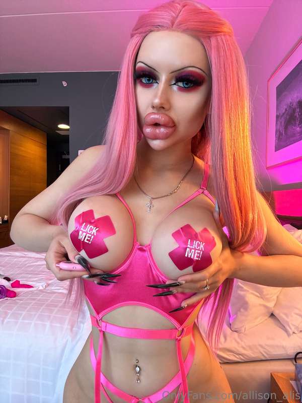 Follow the message🫦👅