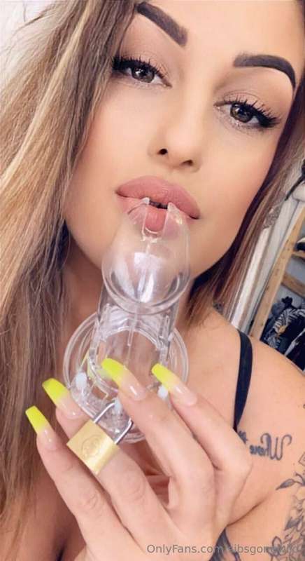 I KNOW YOURE SECRETLY INTO DOMINANT WOMEN 😈⛓
‼️SUBSCRIBE FOR..