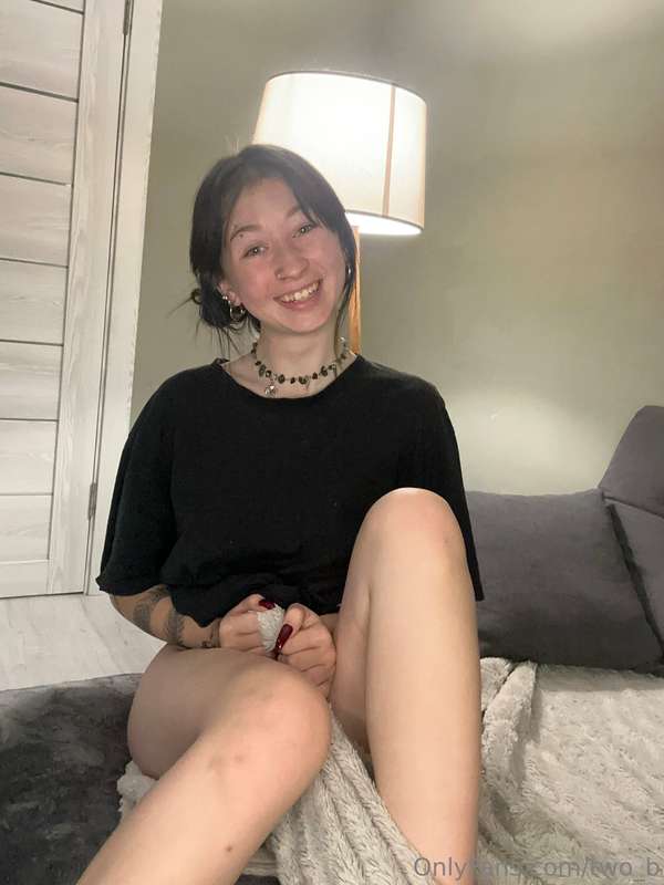 I hope my smile will make you happier today😋😼