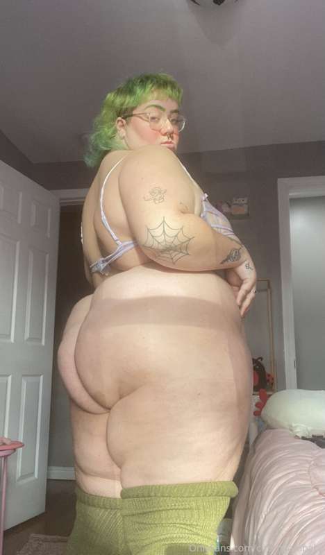 cherryjambaby image #0