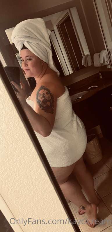 Hotel room vibes 😘😘