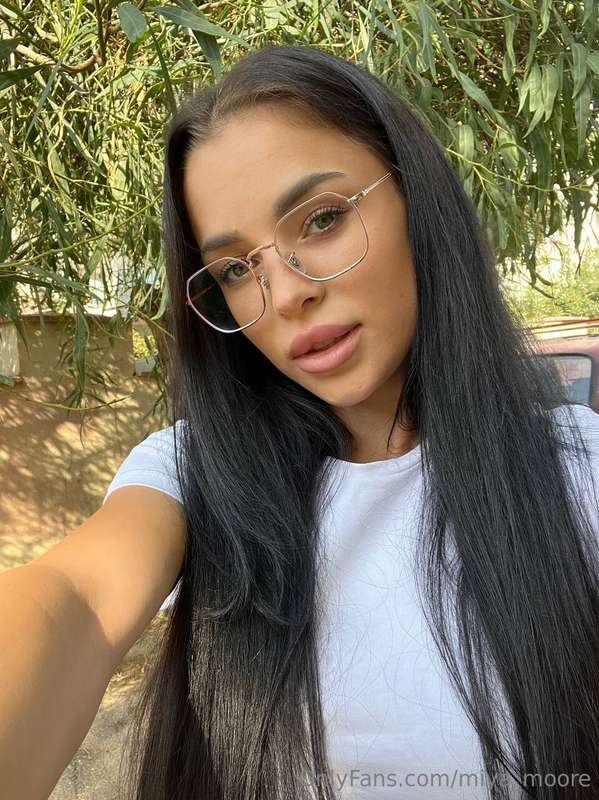 miya_moore