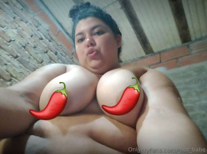 ## Hi honey, she is my friend 🥵## @martubbw  has her account..