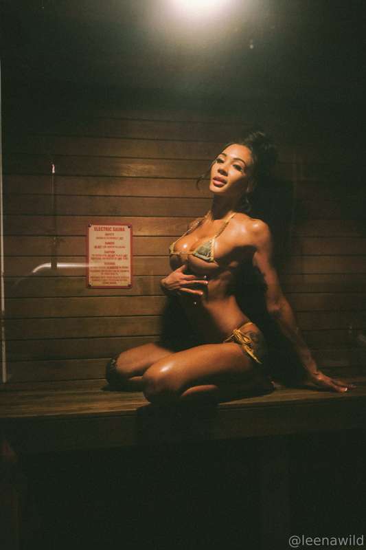All this steam but it’s your touch I’m craving 🔥😏