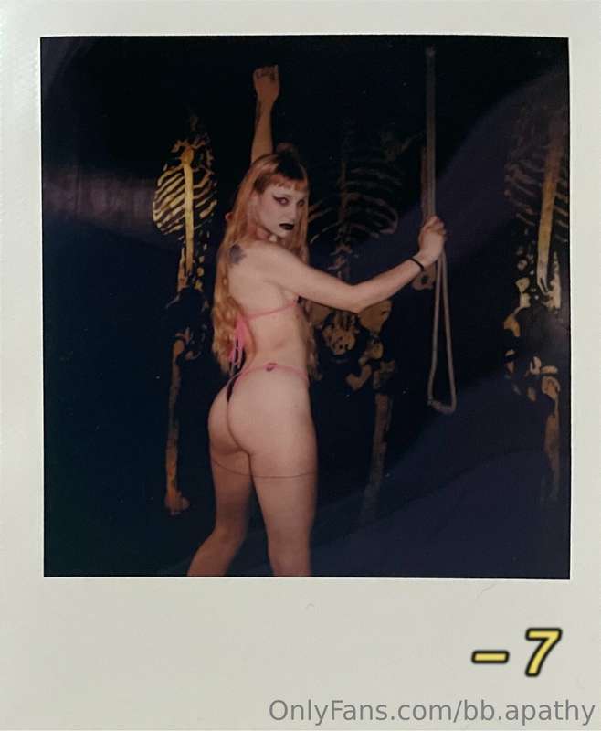 bb.apathy image #5