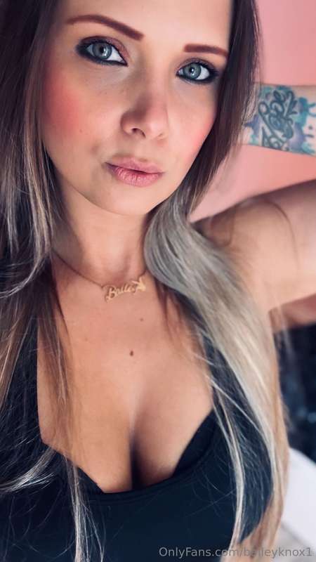 Hope you’re having a great Wednesday!!!! 😘😘😘