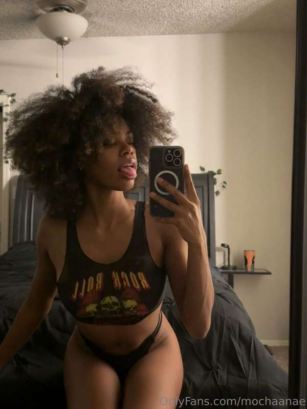 mochaanae