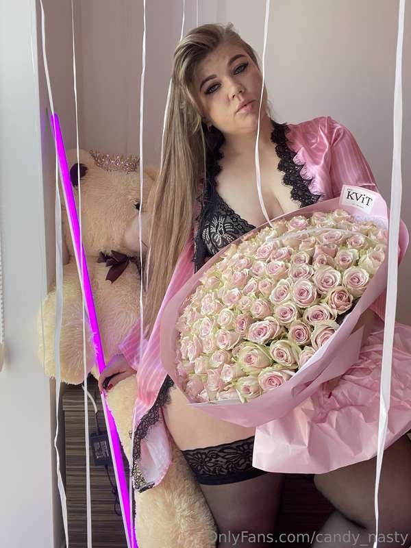 Felt like a queen today — flowers, balloons, all that attent..