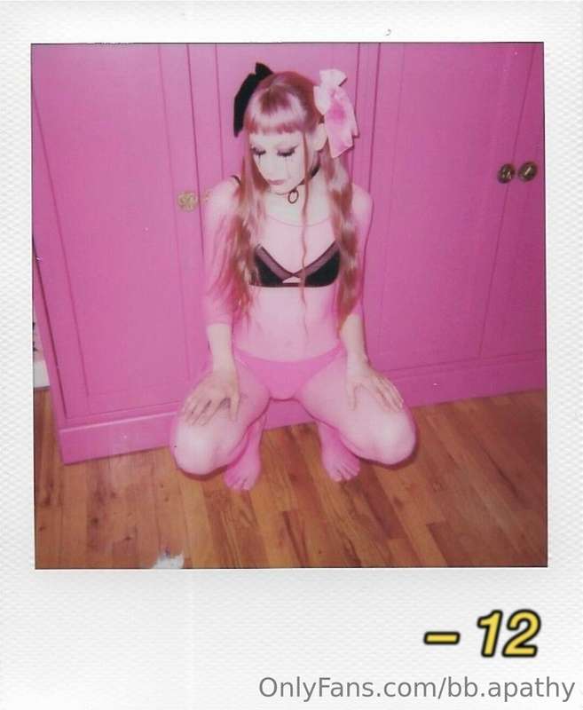 bb.apathy image #10