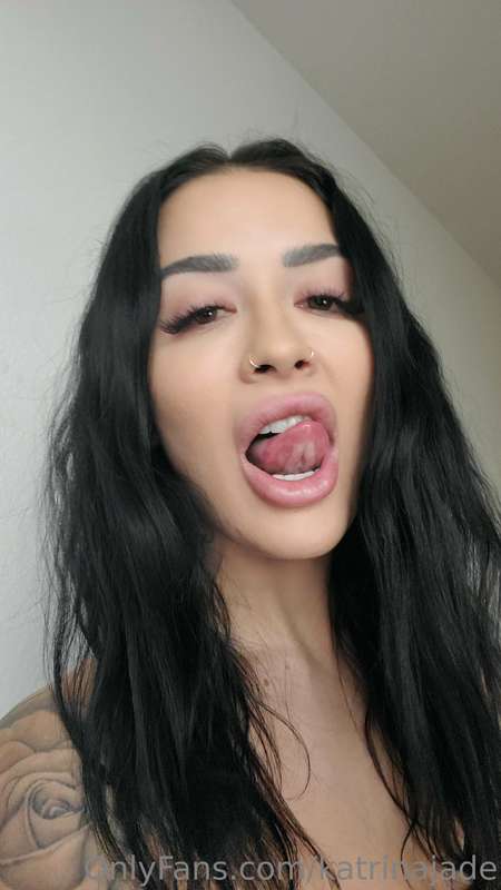 Photo 384 of Katrina Jade on Tocromo