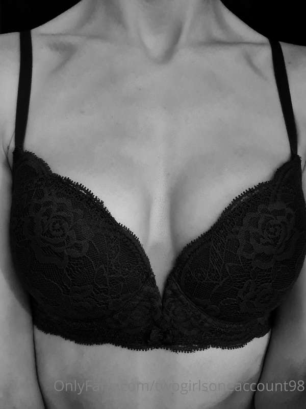We wish you a good evening:*