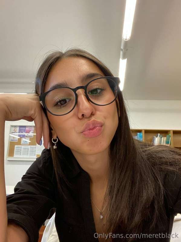 meretblack