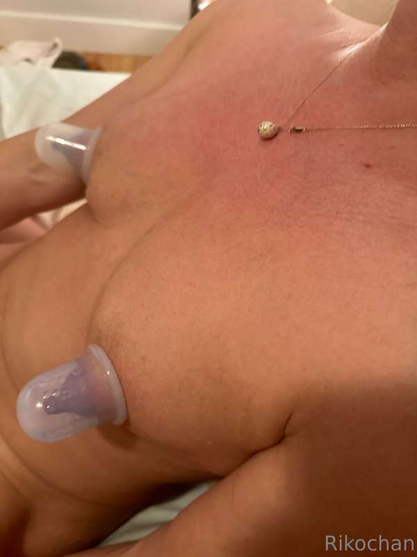 Nine recent pumping pics! Nips & clit! The light was so bad ..