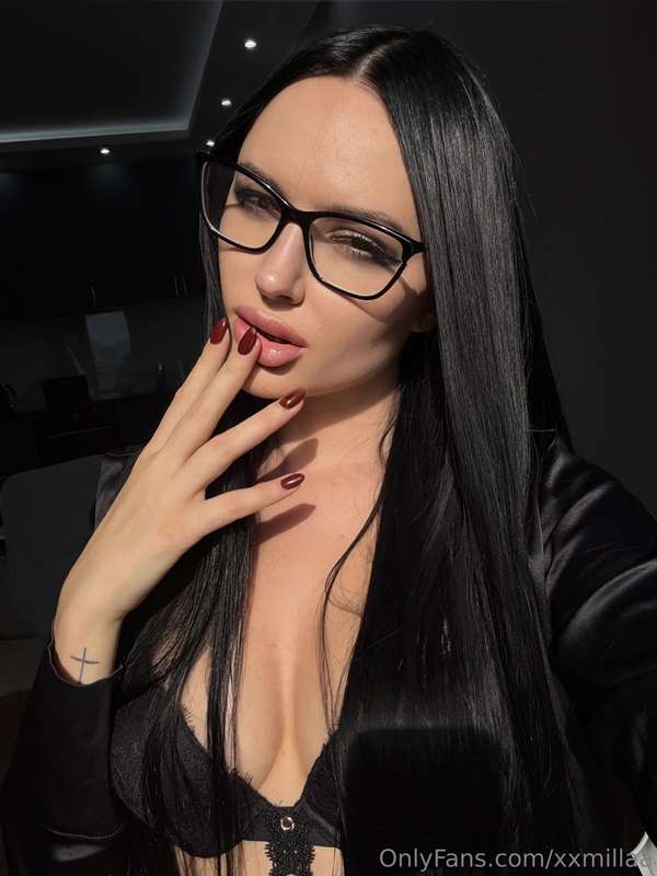 🖤💋