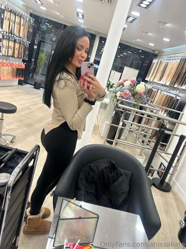 Foto 695 von Anissa Kate auf Tocromo