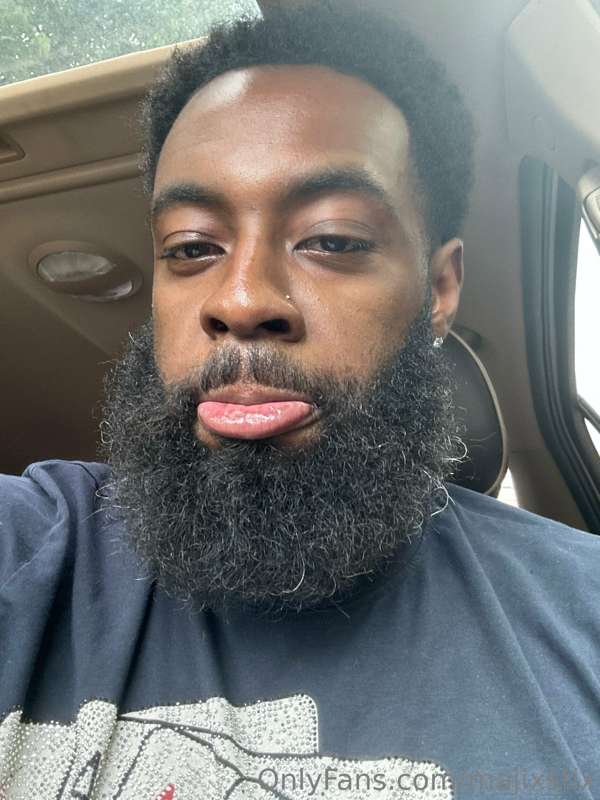 How do I look with it 🤔🤪