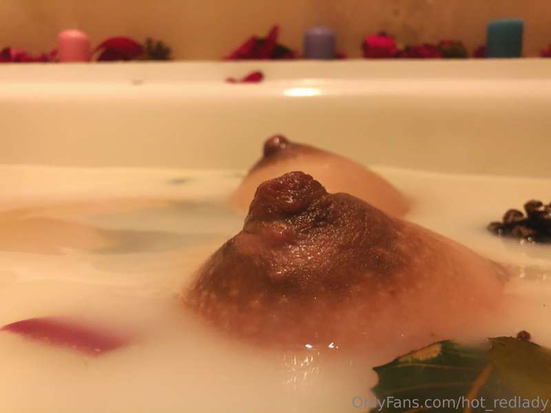 hot_redlady image #27