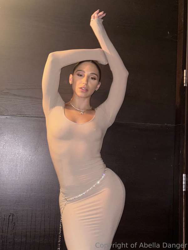 Foto 241 de Abella Danger en Tocromo