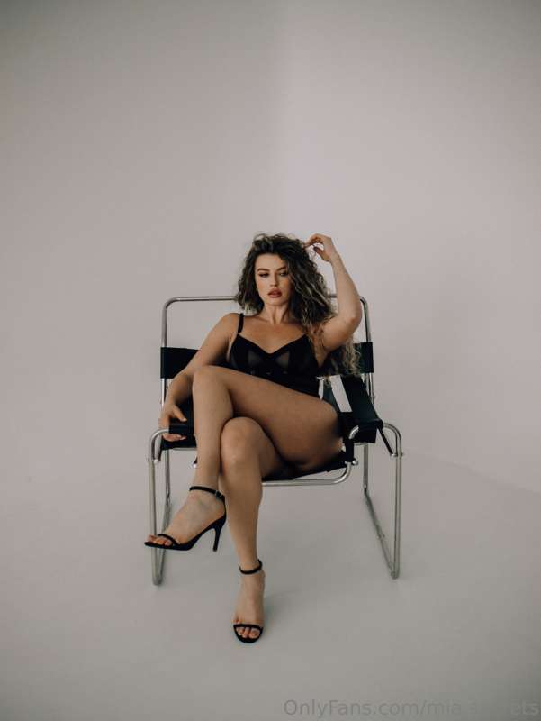 mia_secrets