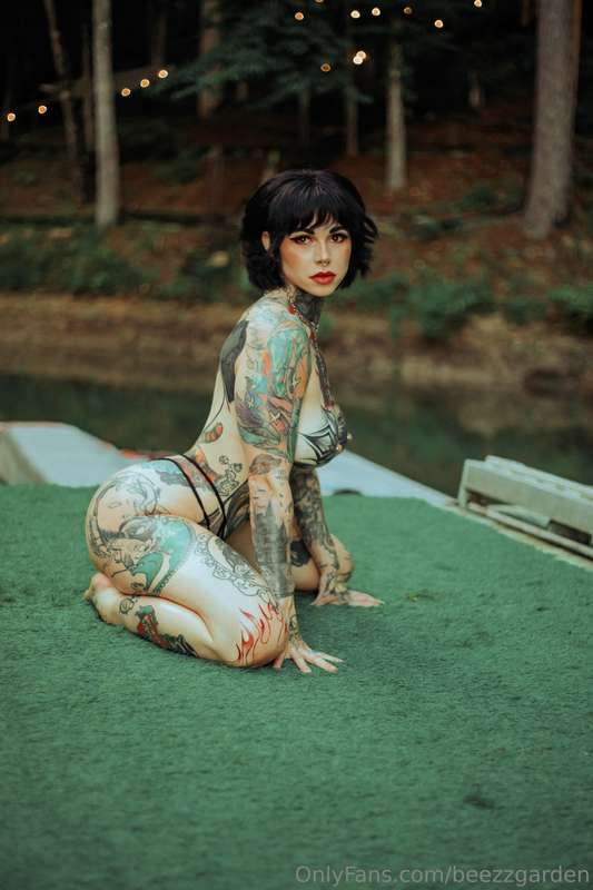 Let’s go skinny dipping 💦