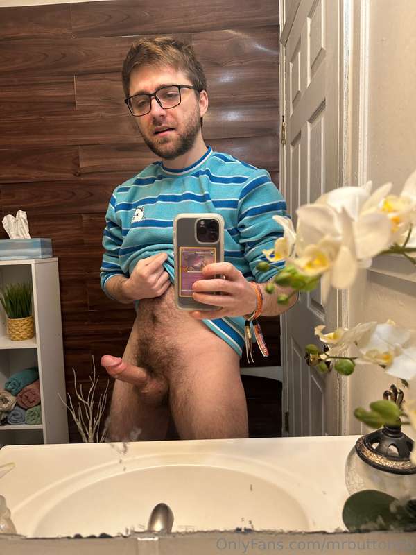 mrbuttoncb image #0