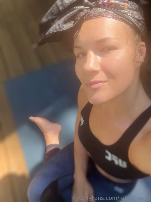 loving the sun today <3 