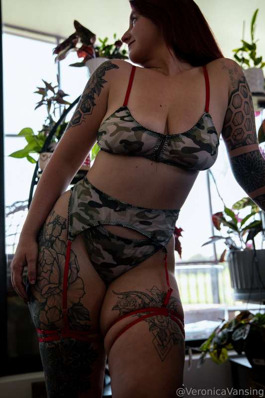 Imagine me straddling you in this set…
