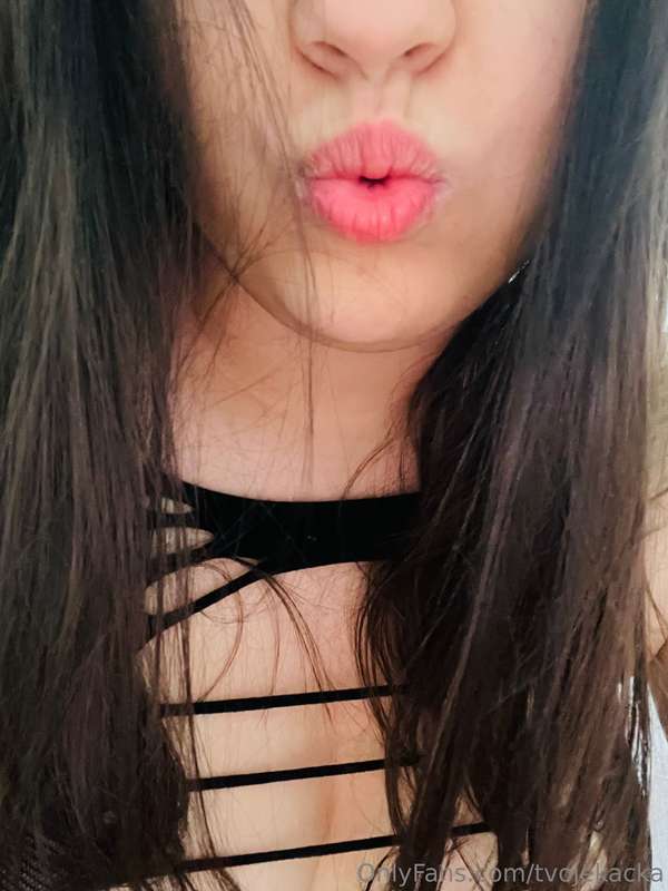 😘