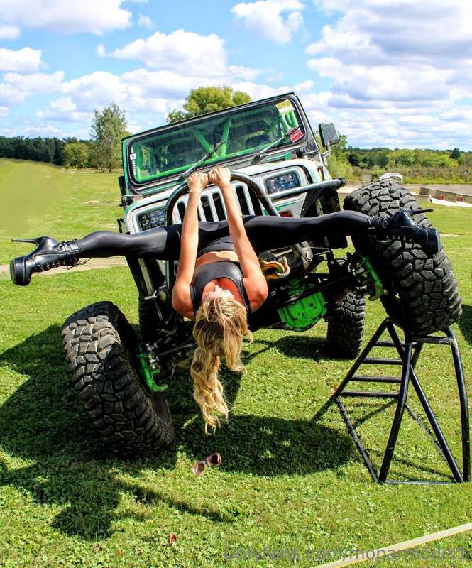 Winch bar Wednesday! Look Ma, no hands! 