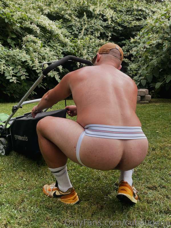 Lawn Mowing at your service