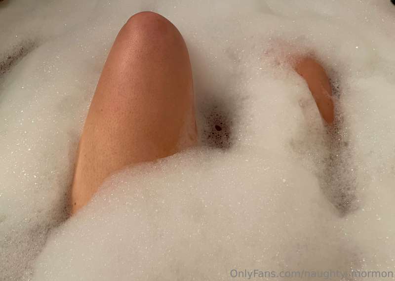 Cum soak with me!