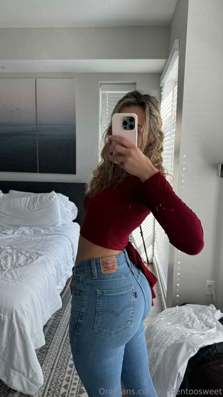 kirstentoosweet photo