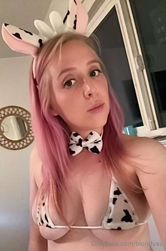 I need a smaller bikini😋 
Tip this post $10 to to see a titt..