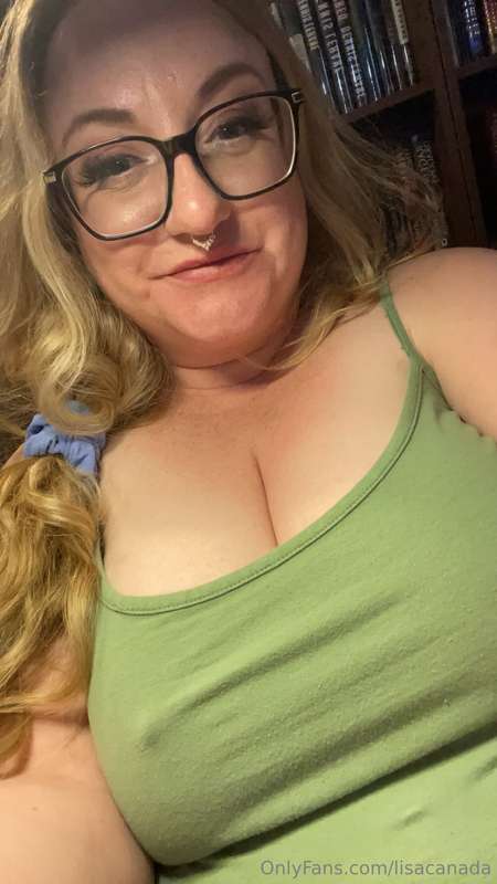 Hey lovelies 😘 I’m hungry for you.
