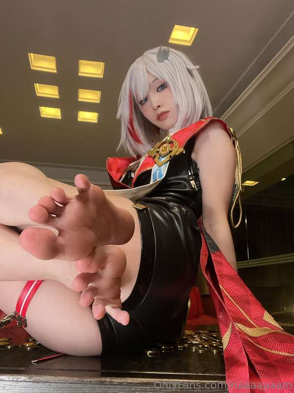 Feet or boing boing?