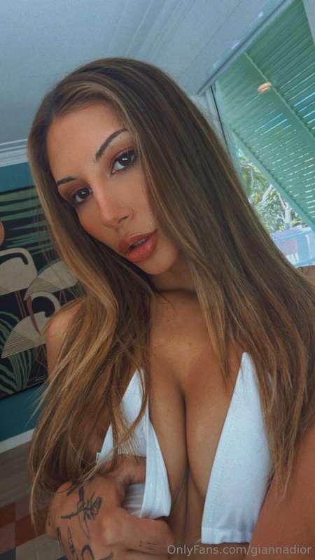 Foto 889 de Gianna Dior en Tocromo