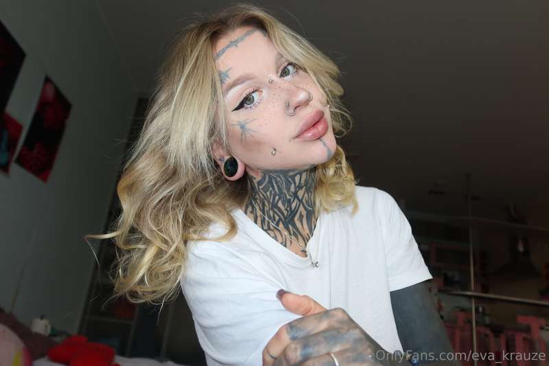 Do you want to be alone with me?🥰