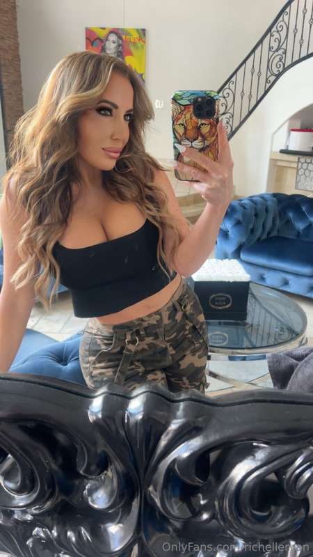 Photo 322 de Richelle Ryan sur Tocromo