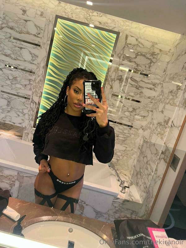 Kira Noir 在 Tocromo 的第 734 張照片
