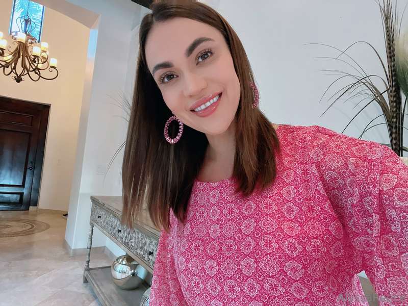 alyssareece image #2