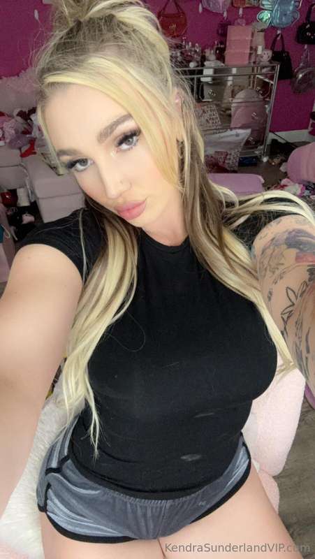 Photo 468 of Kendra Sunderland on Tocromo